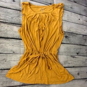 3/$21 🌸 Mossimo Ruffle Tunic Tank
